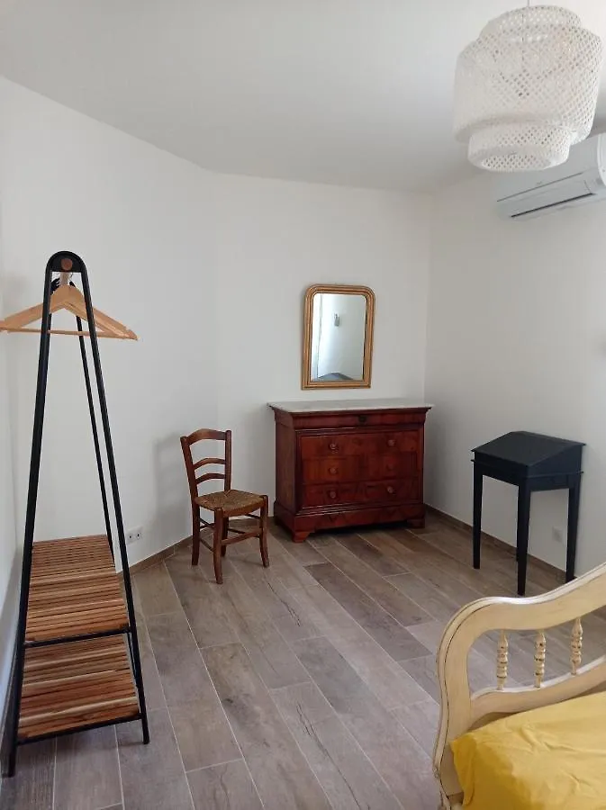 Holiday home La Maison De Papou La Vigne A Nans Les Pins 83860 France