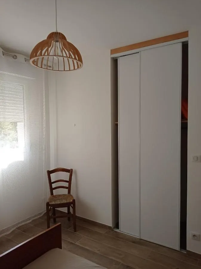 別荘 La Maison De Papou La Vigne A Nans Les Pins 83860