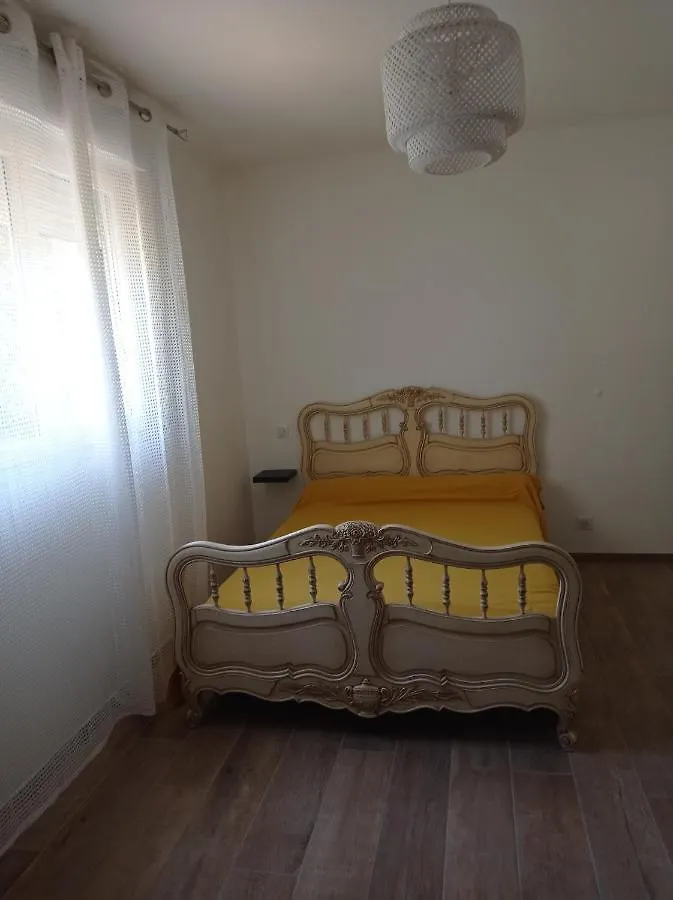 別荘 La Maison De Papou La Vigne A Nans Les Pins 83860 フランス