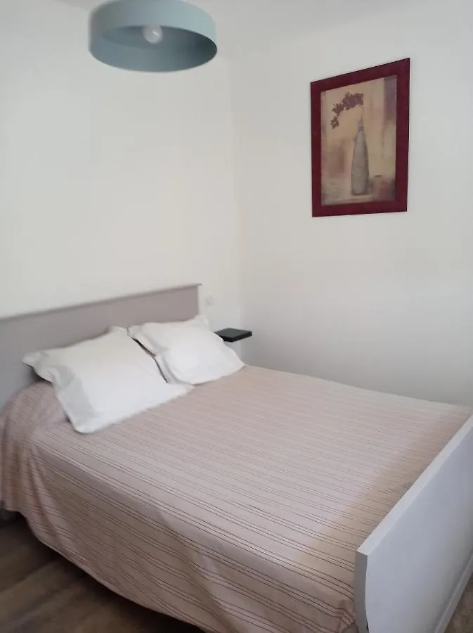 別荘 La Maison De Papou La Vigne A Nans Les Pins 83860